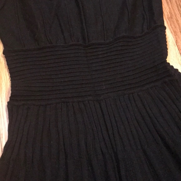 Black Max Studio dress/sleevless - Picture 3 of 5